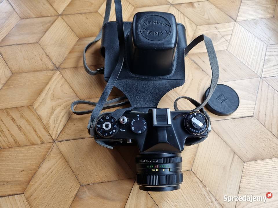 Aparat Zenit ET fabrycznie nowy analogowy plus sprzedam