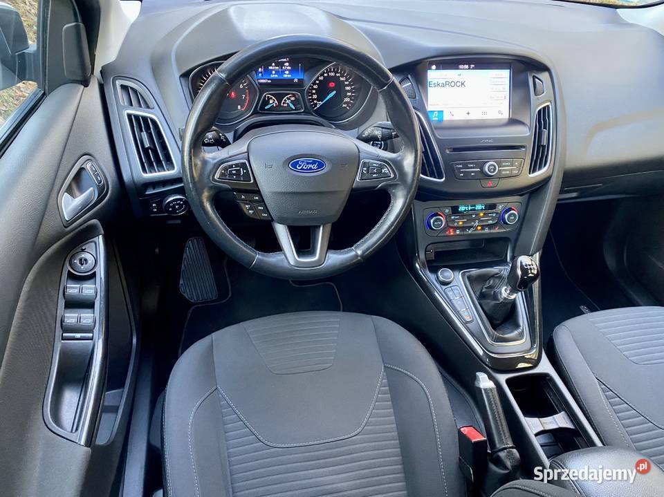Ford Focus Kombi Benzyna moc 125 Bezwypadkowy szary