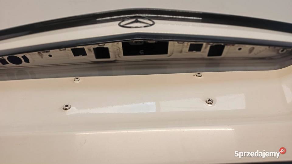 MERCEDES W212 KLAPA TYŁ SEDAN LIFT LOTKA 799 Klapy bagażnika