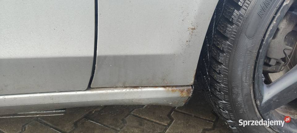 Audi A4 B8 18 TFSI 160 2 komplety opon OKAZJA Radomsko