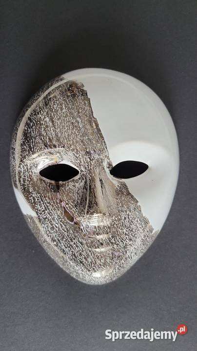 Obraz maska ceramiczna malowana ręcznie Sierakowice