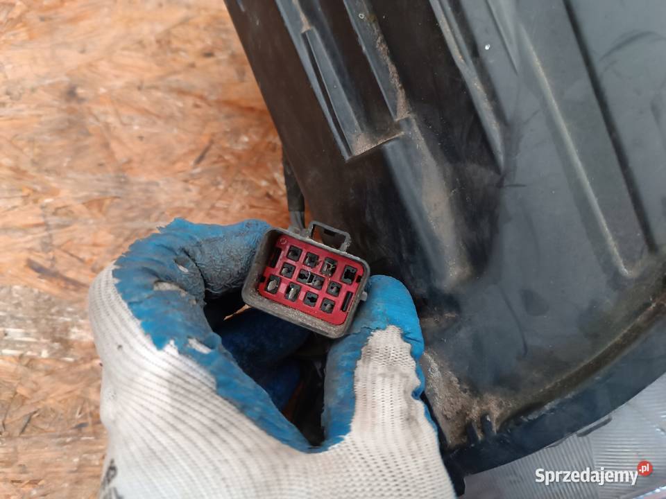 LAMPA LEWY PRZÓD EU XENON VOLVO XC60 I 31395462 osobowe wielkopolskie Nowy Tomyśl