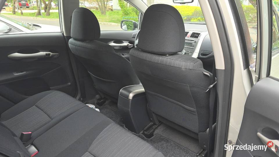 Sprzedam Toyota Auris 16 benzyna Toruń