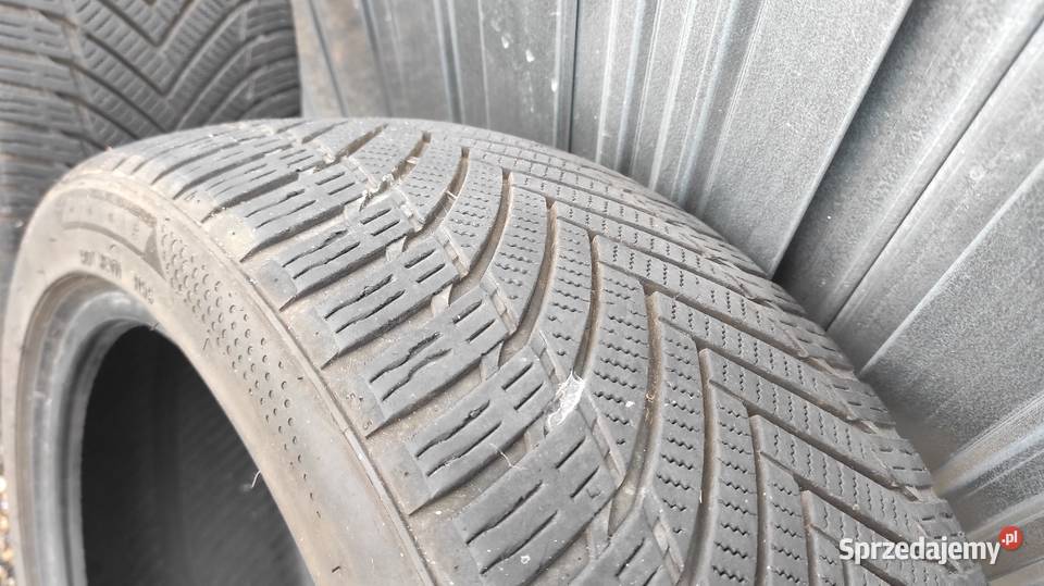 Opony wielosezonowe 22540R18 Imperial 6mm 2021r