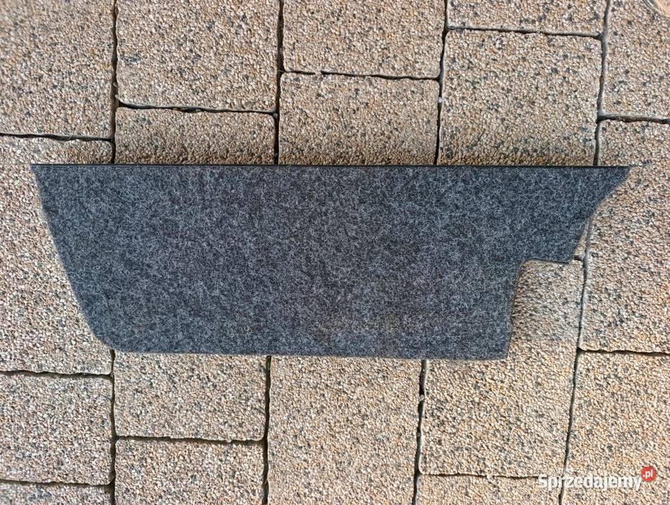 Element podwójnej podłogi bagażnika Skoda Maniów