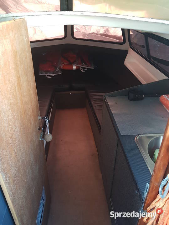 Łódź motorowa kabinowa Władysławowo