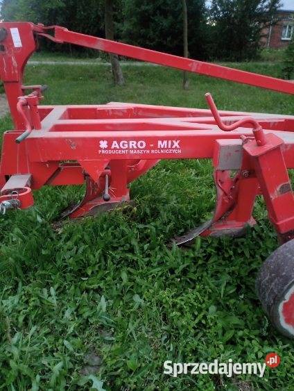 Plugi agromix 4 skibowe w stanie