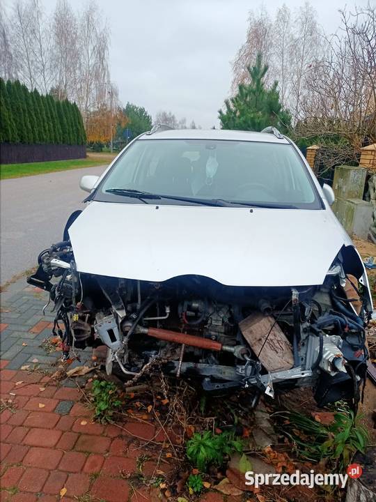 Toyota Corolla Verso 20 D4D na części Rakowiska sprzedam