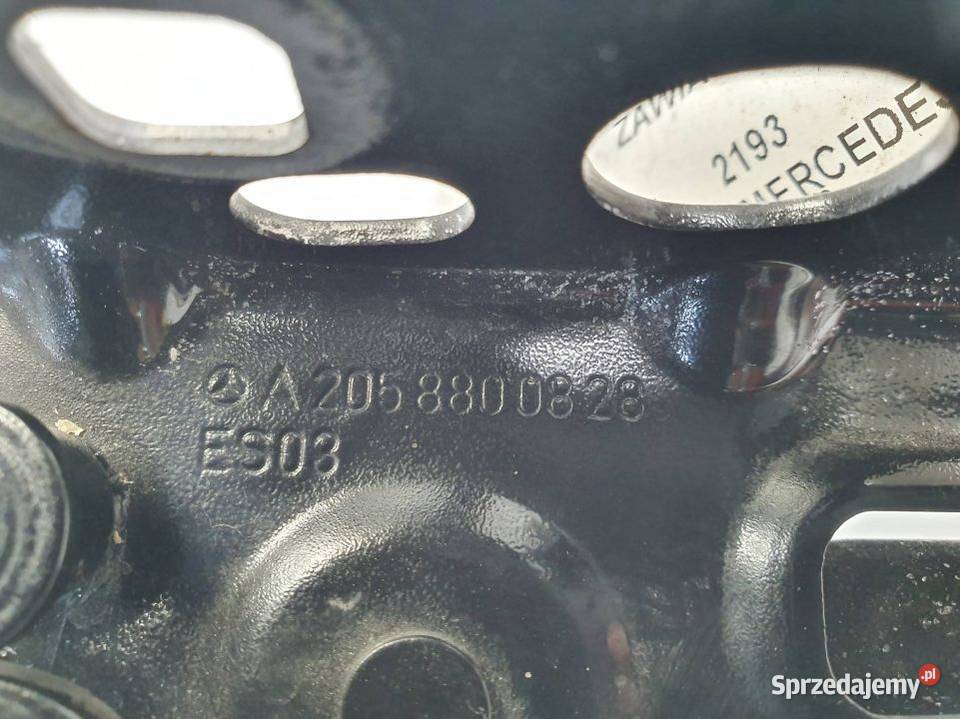 ZAWIAS MASKI MERCEDES C W205 4MATIC A2058800828 Lipno