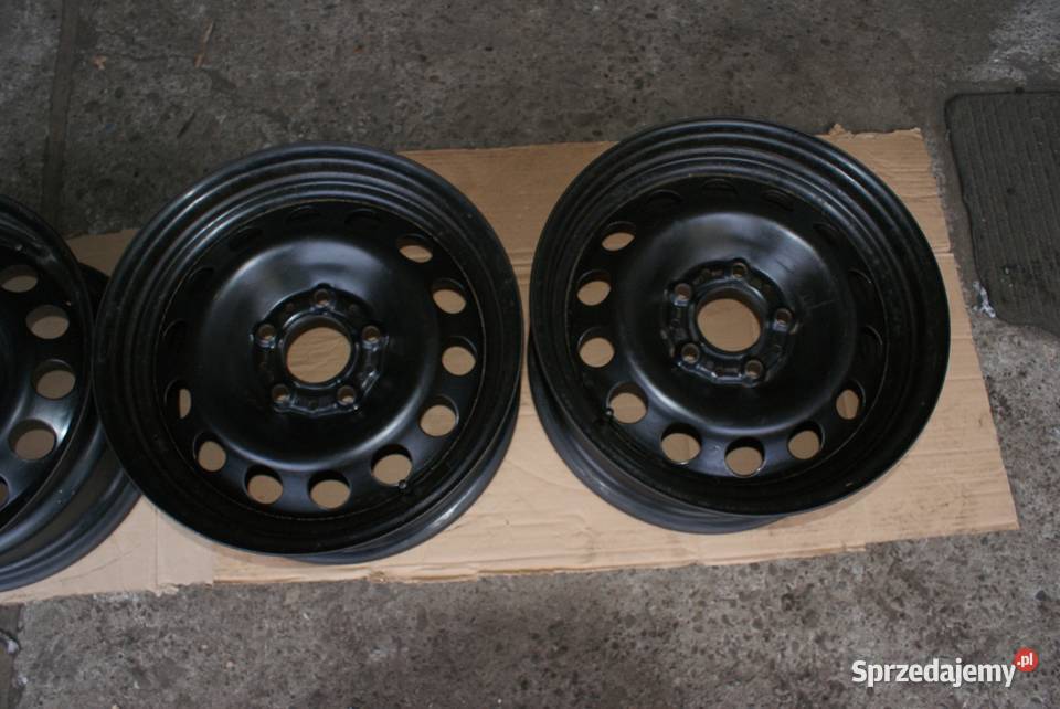 Felgi stalowe 7Jx16 5x120x726 ET31 BMW 3 F30 F31 Nozdrzec