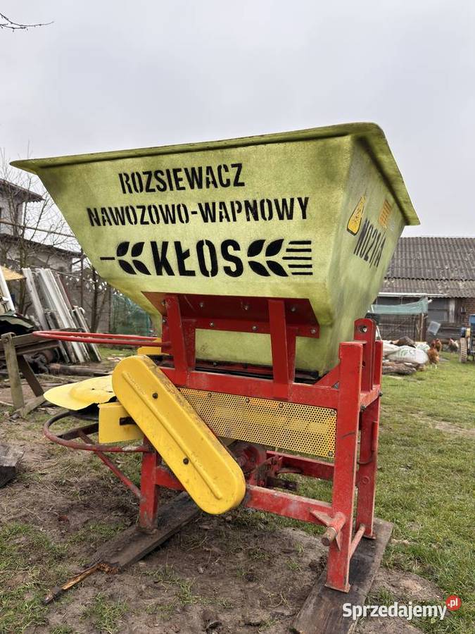 Rozsiewacz Kłos Motyl do nawozu wapna soli lubelskie Kraśnik