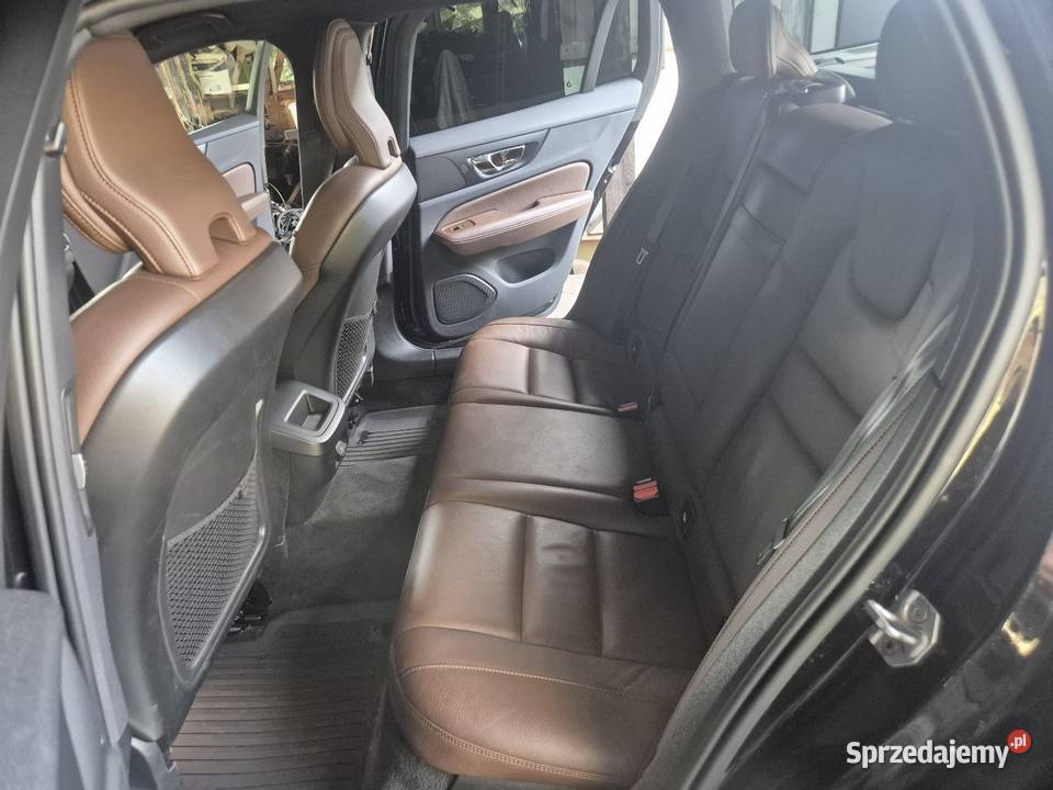 Volvo V60 B3 20 benzyna Mild hybrid automat w 4/5 Skierniewice sprzedam