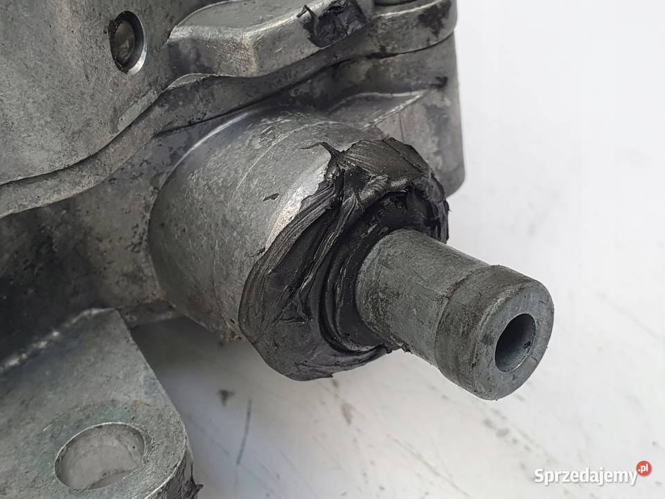 POMPA VACUM Audi A4 B5 19 TDI wakum 038145209A Chełm