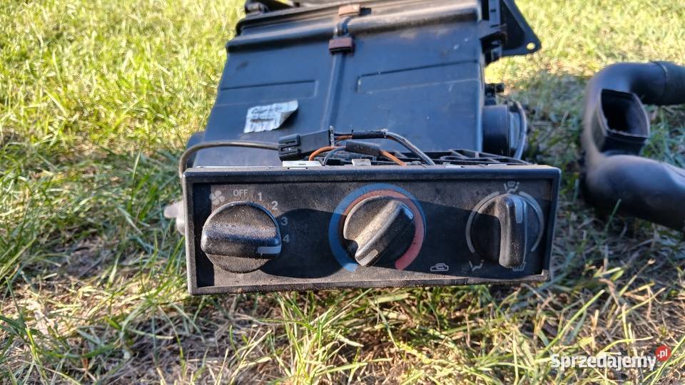 Nagrzewnica Polonez Calsonic obudowa panel rurki osobowe Warszawa