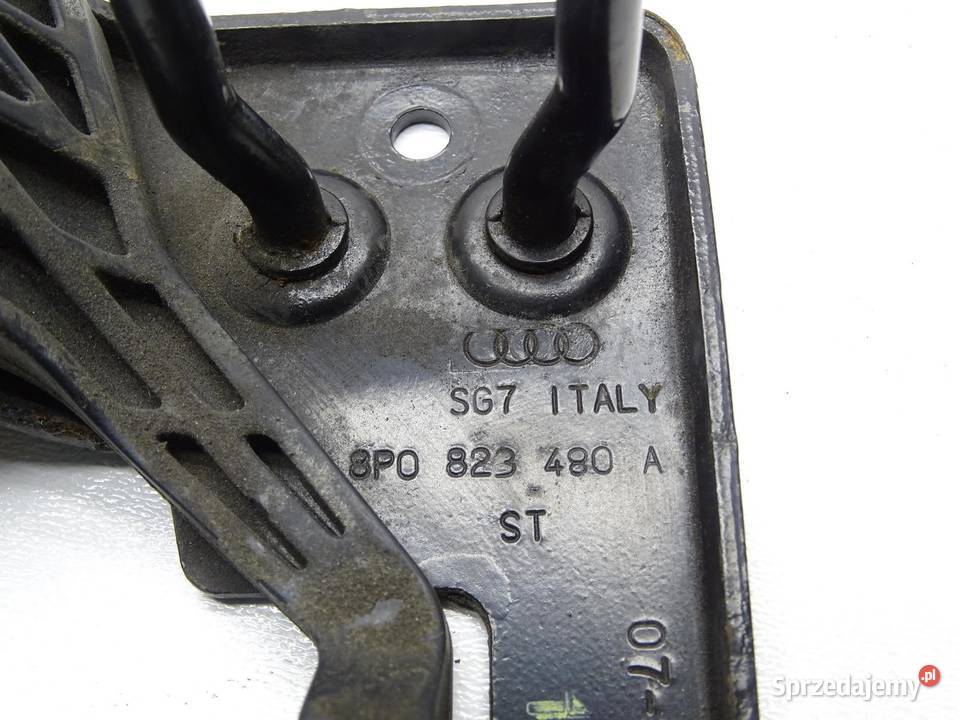 ZAMEK RYGIEL MASKI 8P0823480A AUDI A3 8P LIFT