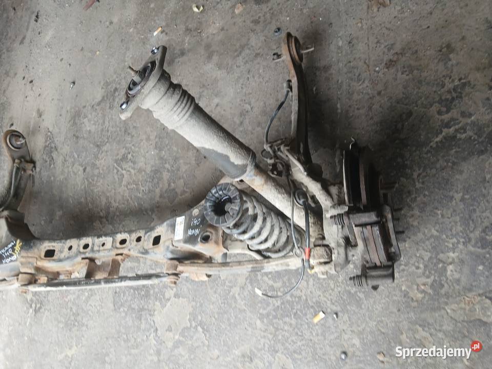Belka zawieszenia oś tylna Hyundai i40 kombi Radłów