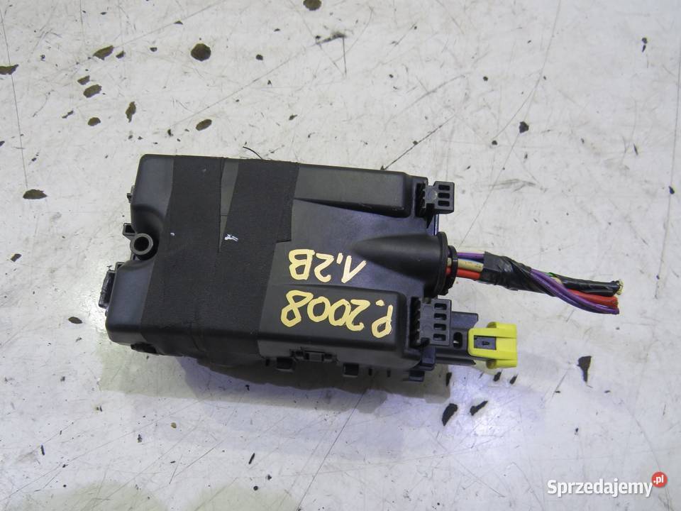 SKRZYNKA BEZPIECZNIKÓW PEUGEOT 2008 9666232680 sprzedam
