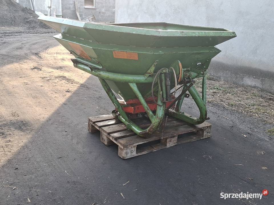 Rozsiewacz Amazone F 604r Słupca sprzedam