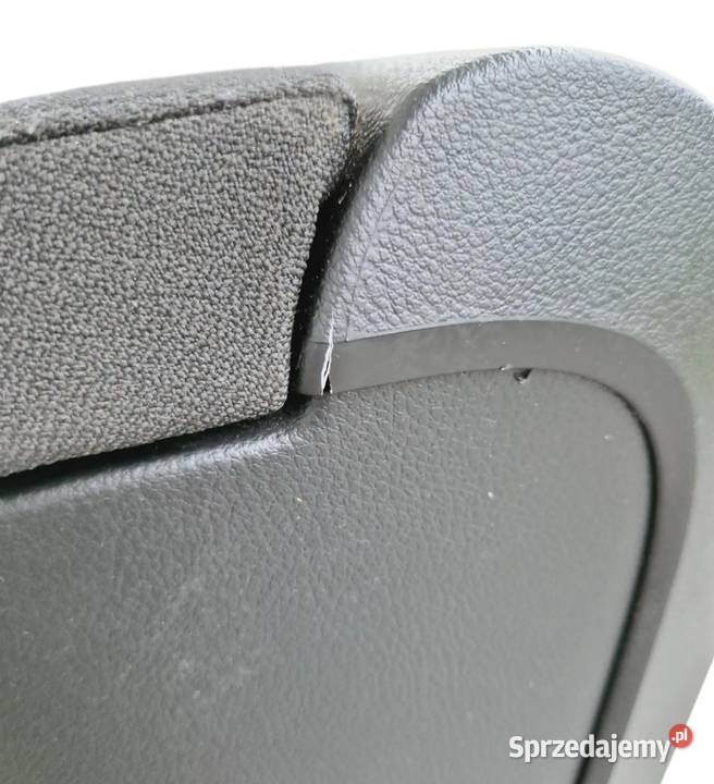 PODŁOKIETNIK MATERIAŁOWY CZARNY VW PASSAT B6