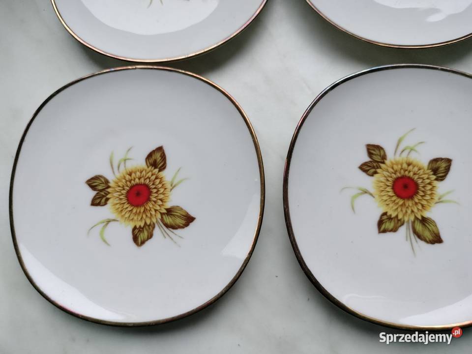 Małe porcelanowe talerzyki konfiturówki zestaw Choszczno