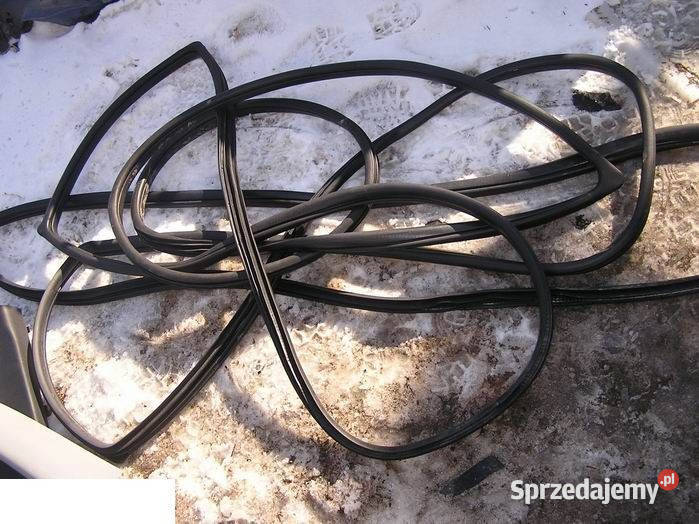 HONDA JAZZ 2009 USZCZELKA KAROSERYJNA 14 IVTEC osobowe Pozostałe Kozubszczyzna