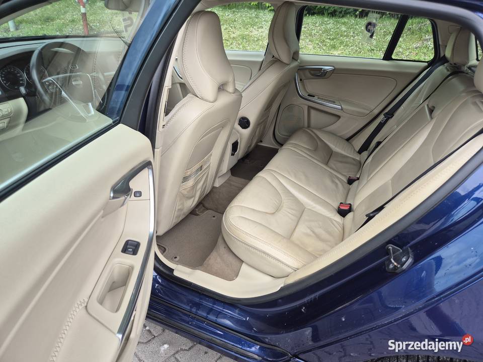 Volvo V60 16150 Bogato wyposażone Wersja Ocean sprzedam