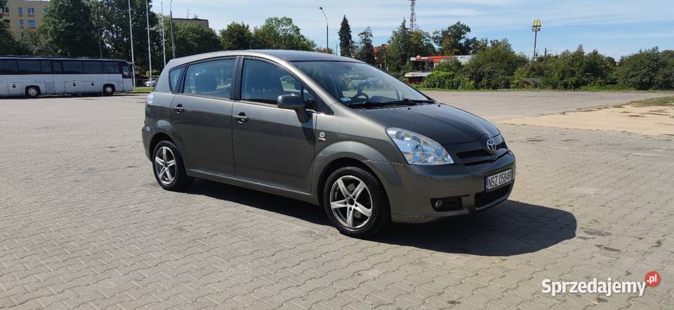 Toyota Corolla Verso 18 vvti LPG hak elektrochrom. lusterko wst.
