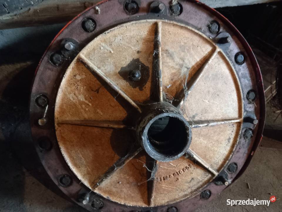 Wieniec piasta zwolnica fahr m750 m770 m66 Kuflew