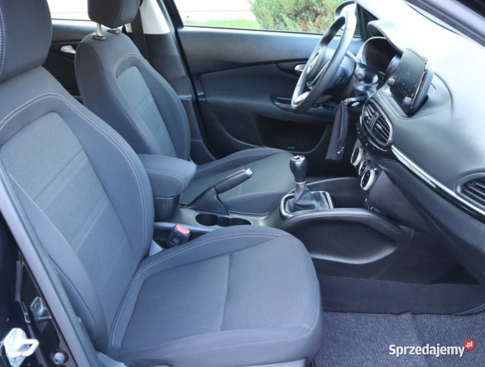 Fiat Tipo 10 FireFly pełny VAT