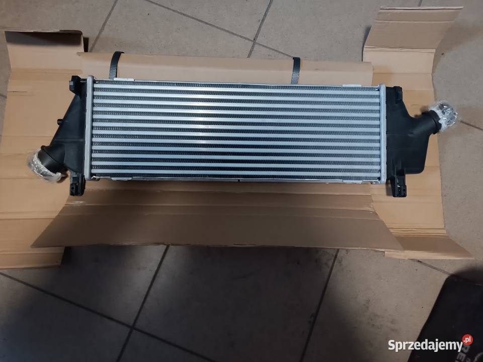 VALEO 818354 Intercooler do Nissan Micra K12 Chłodnice powietrza (intercoolery) Dzielice