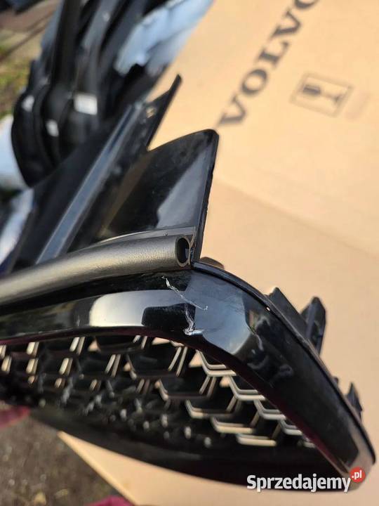 Grill Atrapa chłodnicy Volvo XC60 II RDesign osobowe