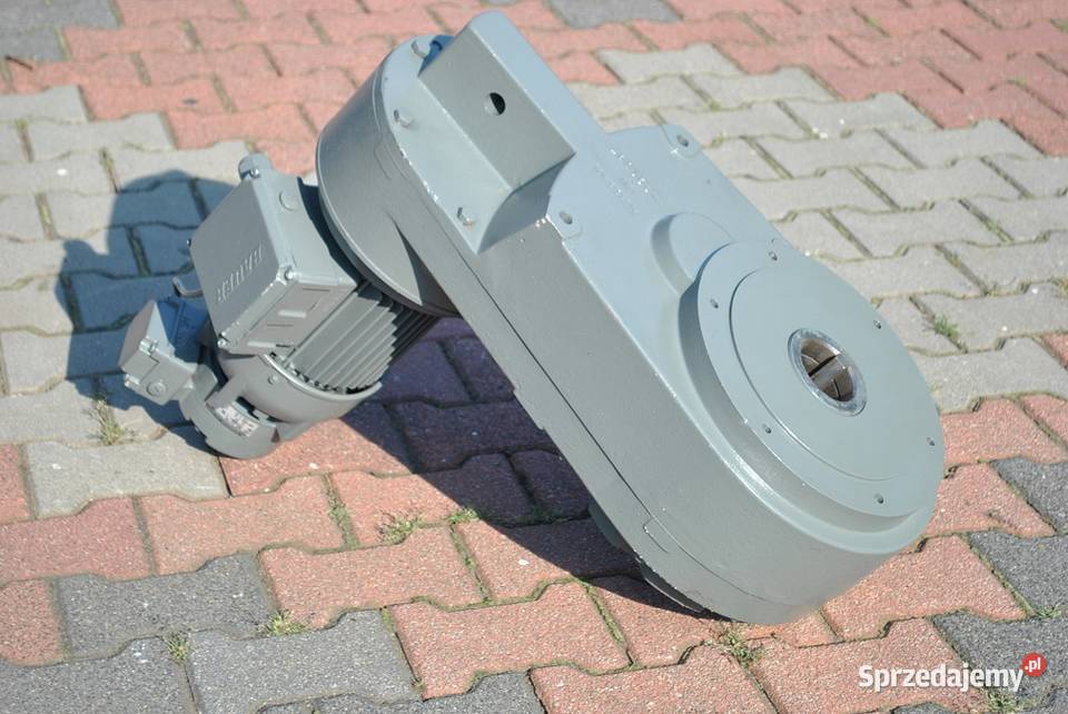 Motoreduktor 15kw 8obr z hamulcem Bauer