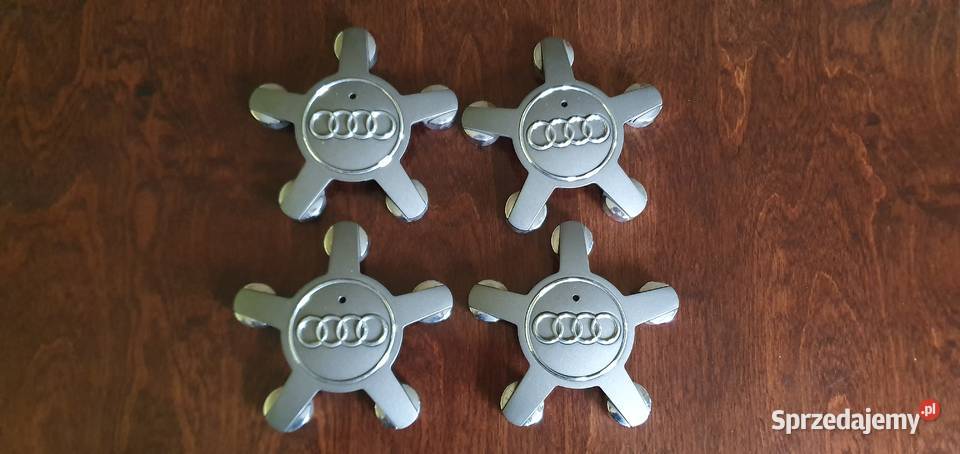 Dekle Audi A6 4FO601165 Oryginalne osobowe