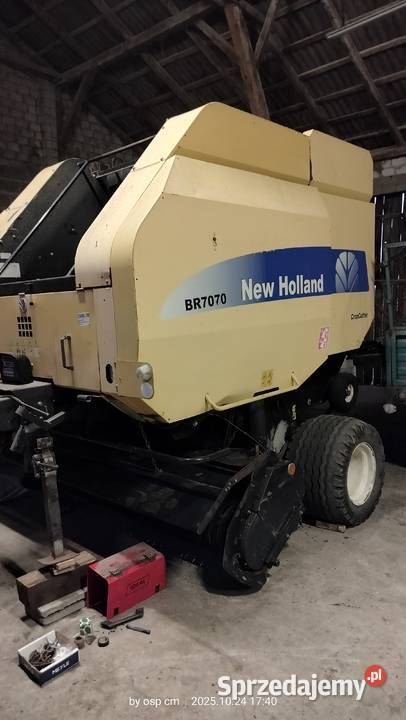Sprzedam prasę pasowa zmiennokomorowa New Holland Lutomiersk