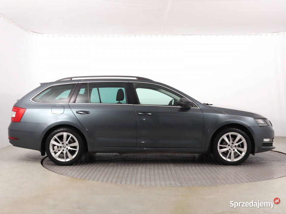 Skoda Octavia 20 TDI czujnik parkowania Octavia Katowice