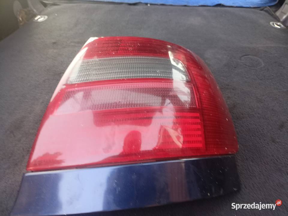 Lampa Tył Prawa Audi A4 B5 a23