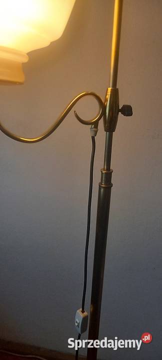Lampa podłogowa z mosiądzu ruchome ramię Skierniewice