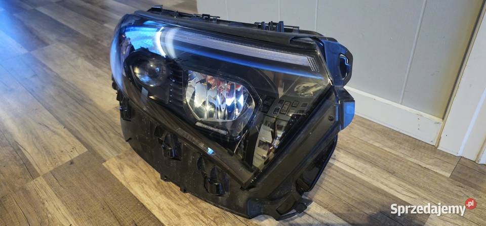 Mercedes eqa lampa przednia prawa led high