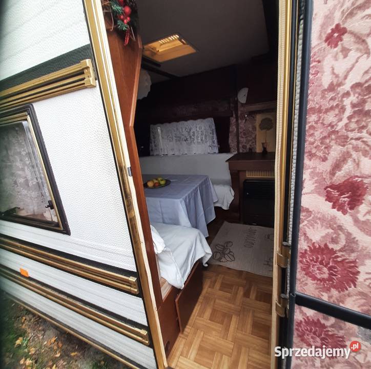 Sprzedamduza przyczepę kempingowąkontener wielkopolskie Gostyń