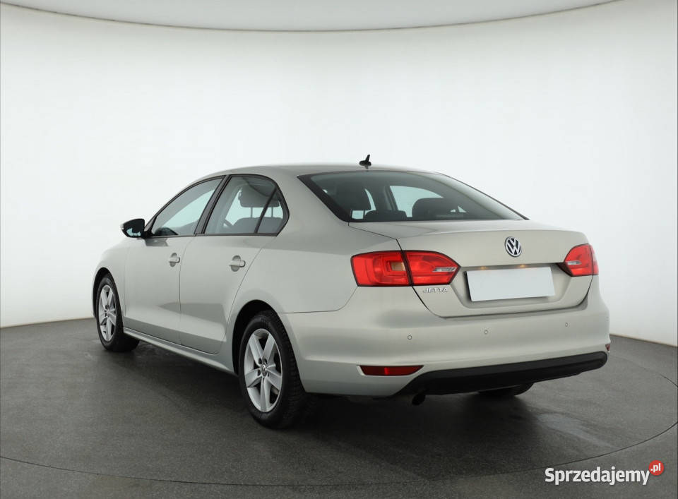 VW Jetta 12 TSI manualna Jetta Piaseczno
