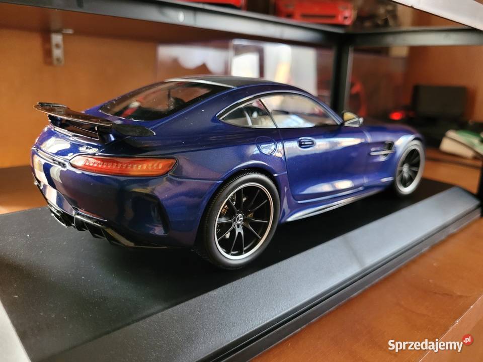 Model Mercedes AMG GTR 118 Minichamps Legnica