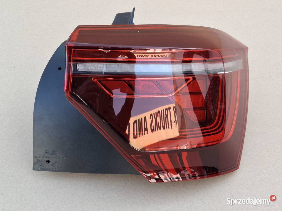 VW POLO 2G VI 6 LIFT LAMPA PRAWY TYŁ PRAWA TYLNA osobowe Bieleń