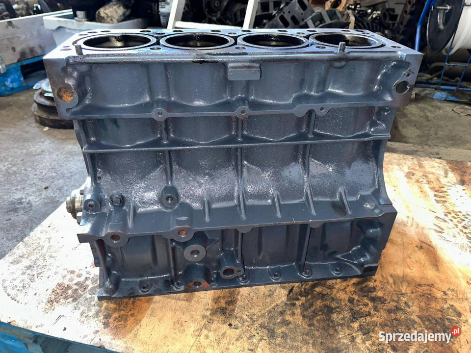 Deutz BF4M1011 F4M1011 silnik słupek blok Jastrzębniki