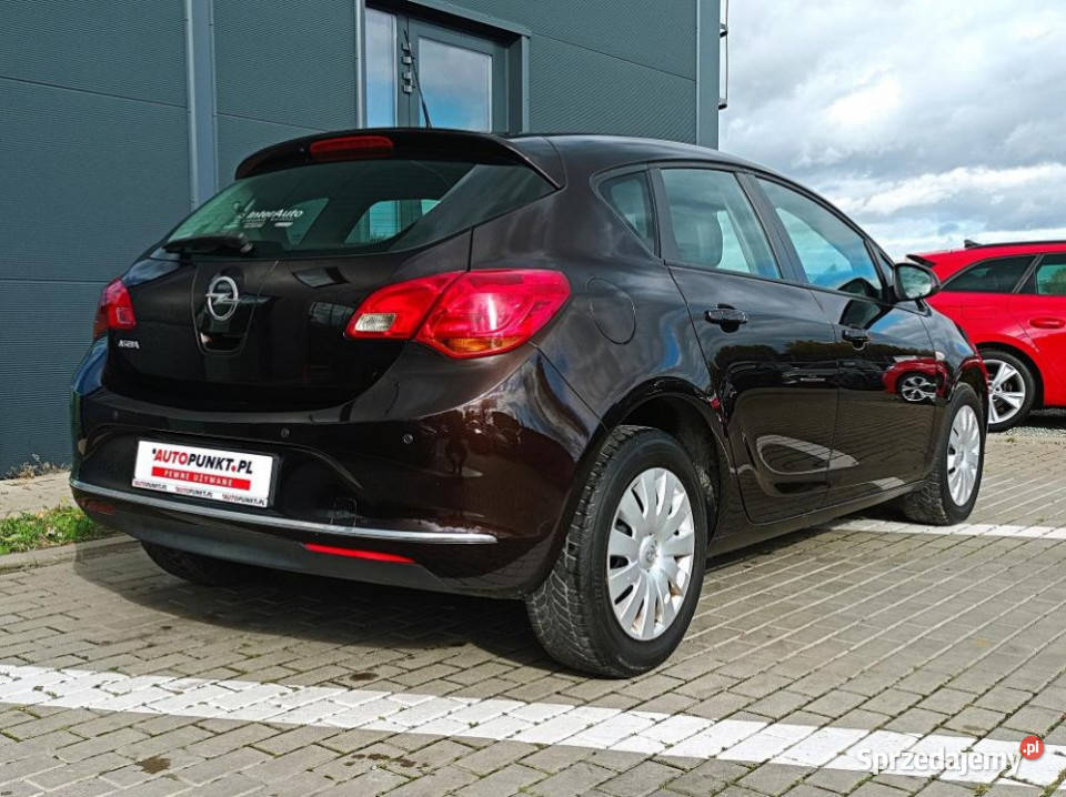 Opel Astra 2013r Salon Polska NISKI PRZEBIEG Astra