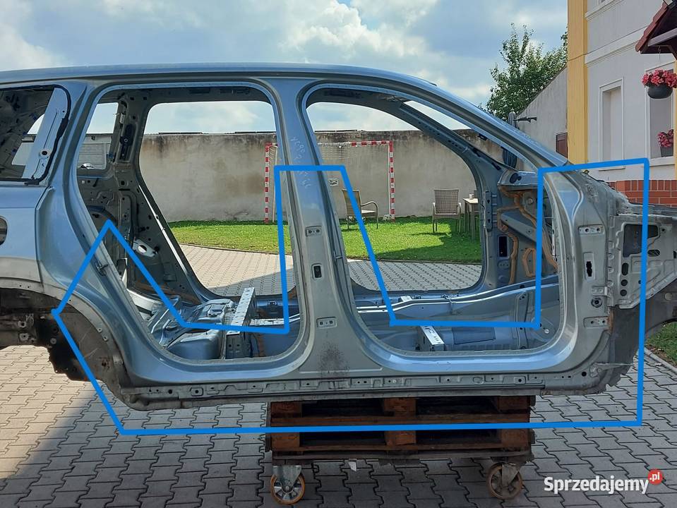 Volvo XC90 II D5 Słupek próg prawy 47746 Progi sprzedam