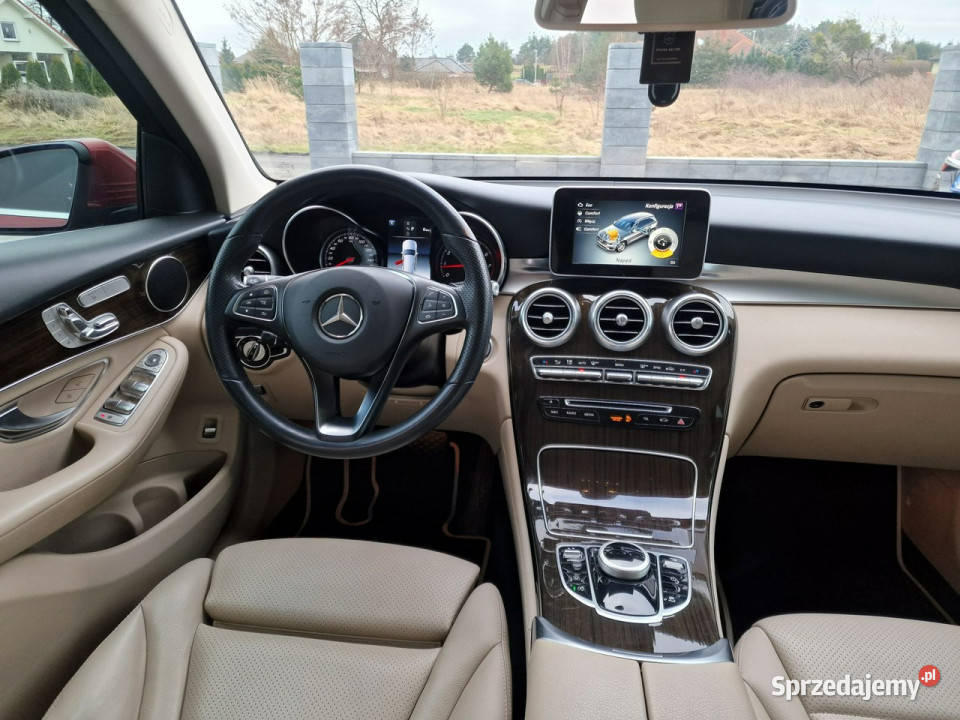 Mercedes GLC 300 Prywatne auto ładny stan I 1991cm3