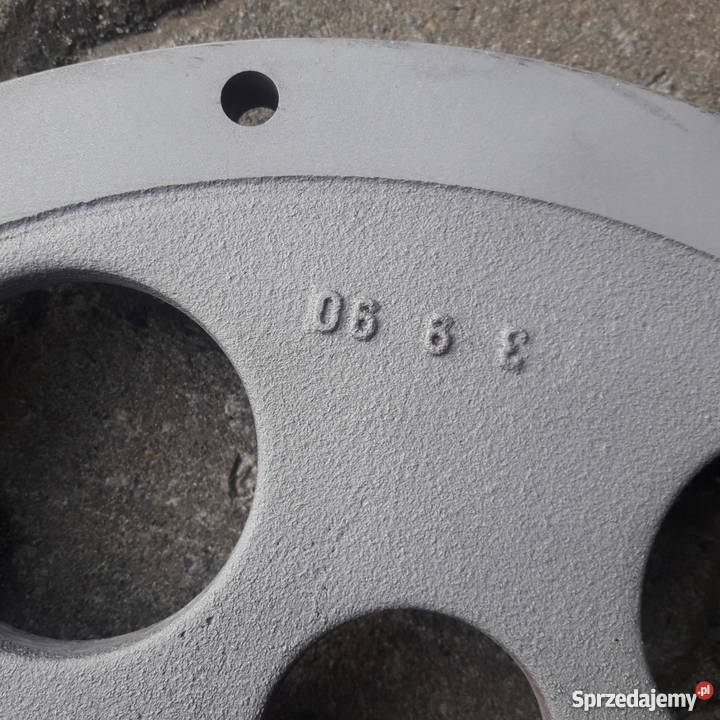 Zabierał tarcza koła zamachowego CLAAS Mercedes śląskie Częstochowa