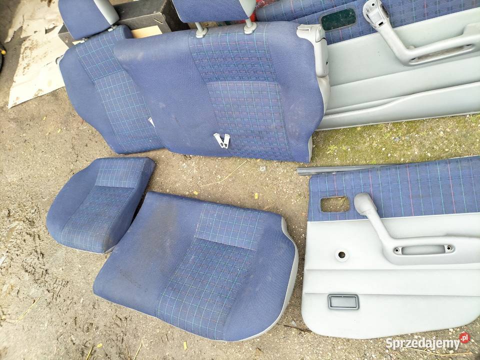FIAT PUNTO 1 MK1 5D SIEDZENIA KANAPA BOCZKI Kamień-Kolonia sprzedam