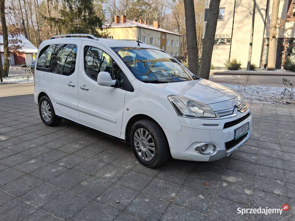 Citroen Berlingo Lit2013r 16HDI 5OsobowyZarej diesel Poniatowa