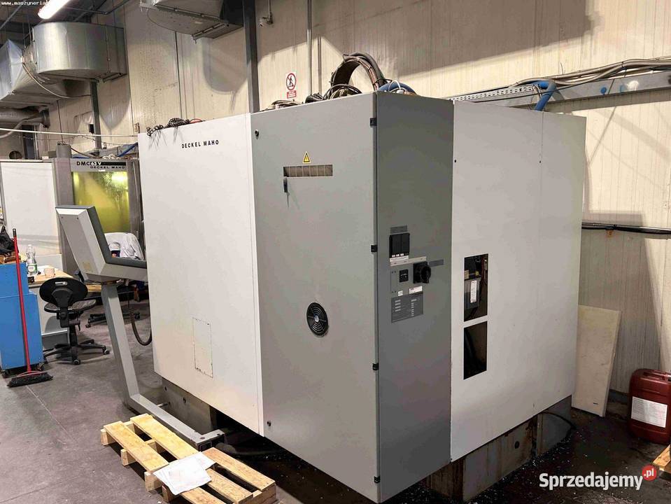 Centrum obróbcze CNC DECKEL MAHO DMC 63 V
